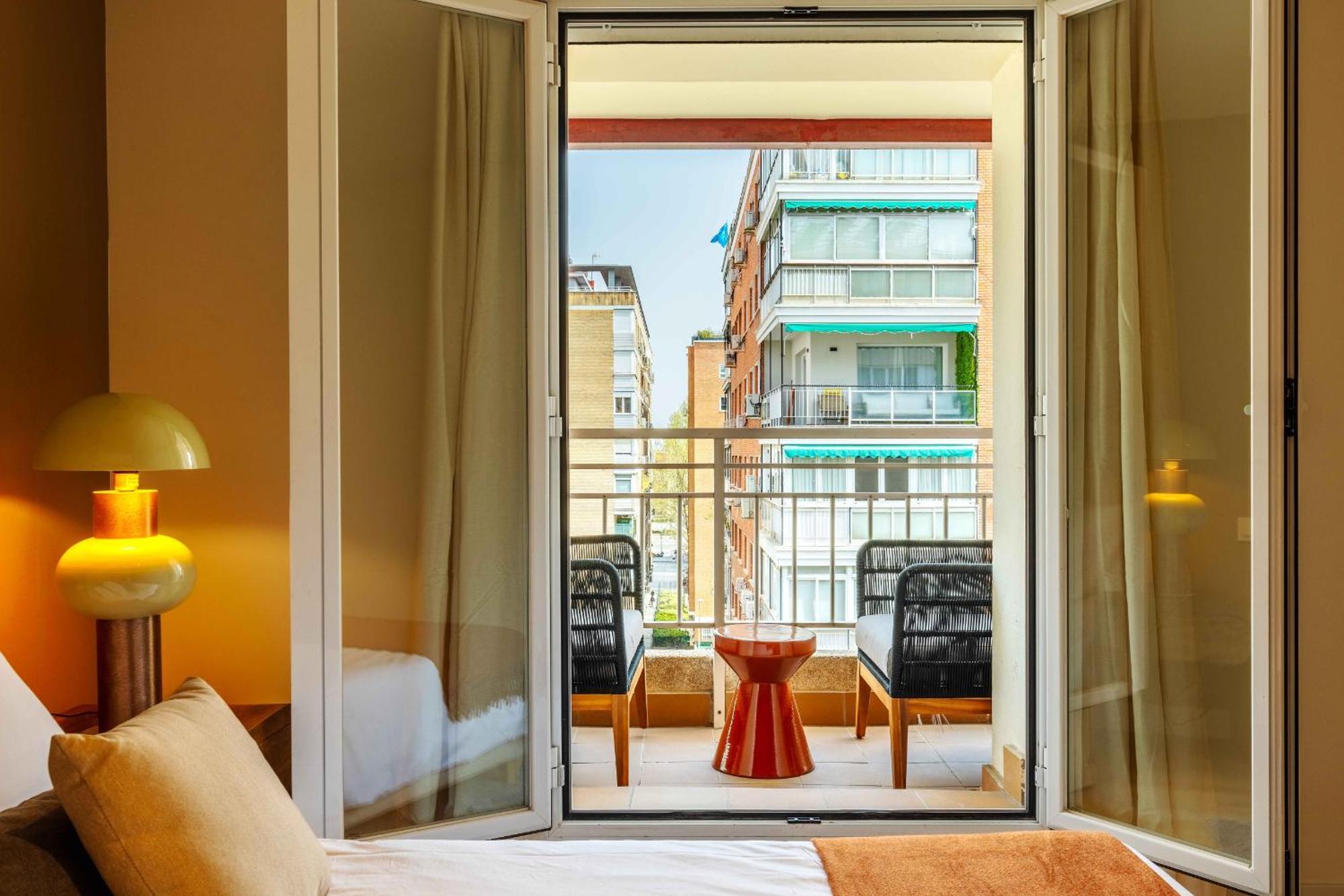 Bernabeu Place En Apartament *